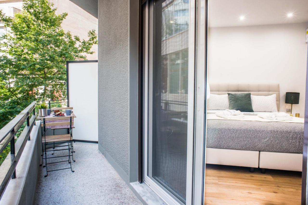 A24 Pristine & Sunny Suite Near Plaka & Parthenon アテネ エクステリア 写真